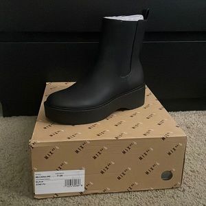 Brand new Mix No. 6 black platform boot. Size 7.5